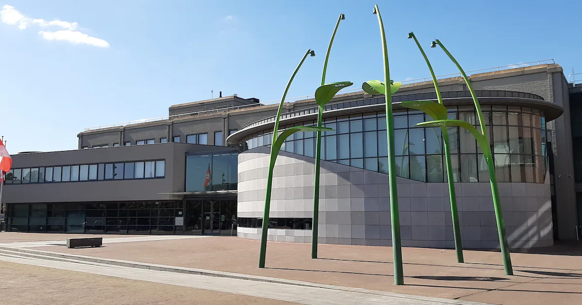 Het Gemeentehuis Van Bernheze In Heesch (1)