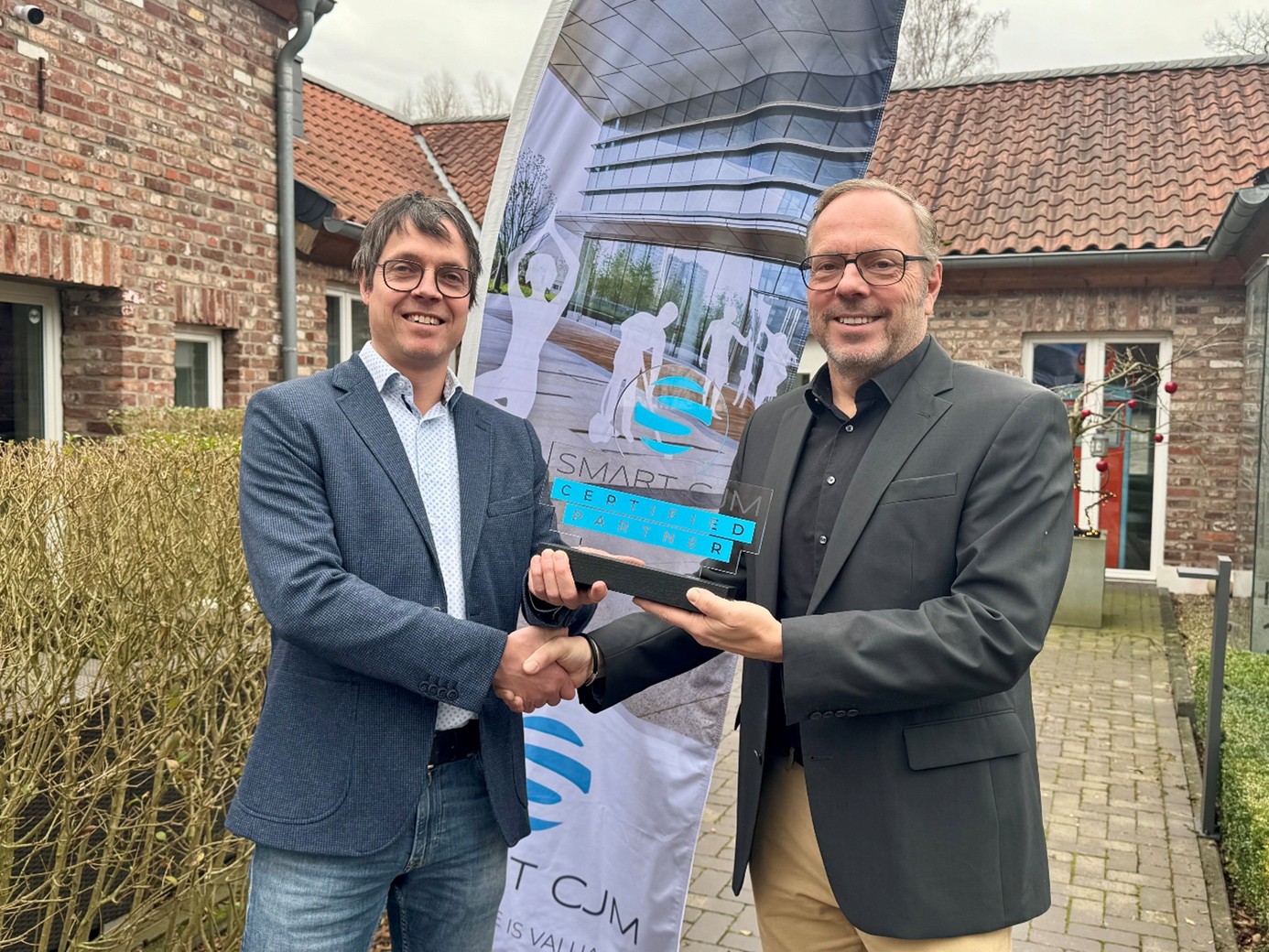 Persbericht: Samenwerking met SMART CJM GmbH